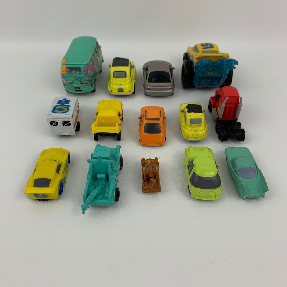 Mattel Disney Pixar Plastic Cars Toy Lot Fillmore Mater Sally Mack Cruz Rami - Picture 7 of 14